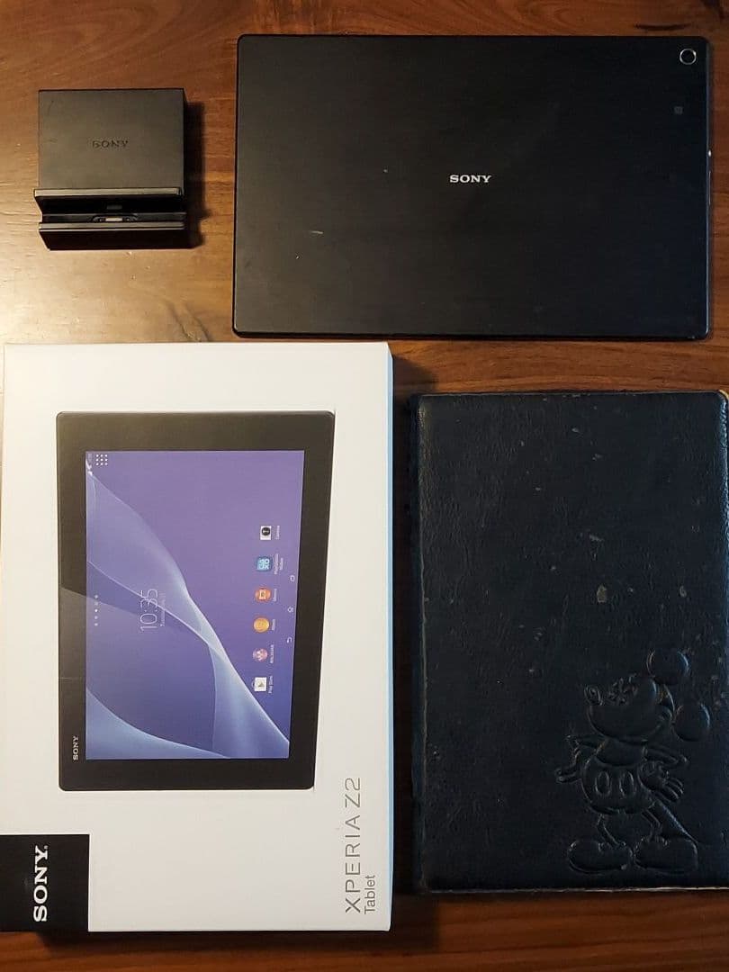 現役使用中【充電台つき】XPERIA Z2 Tablet【SONY】セット