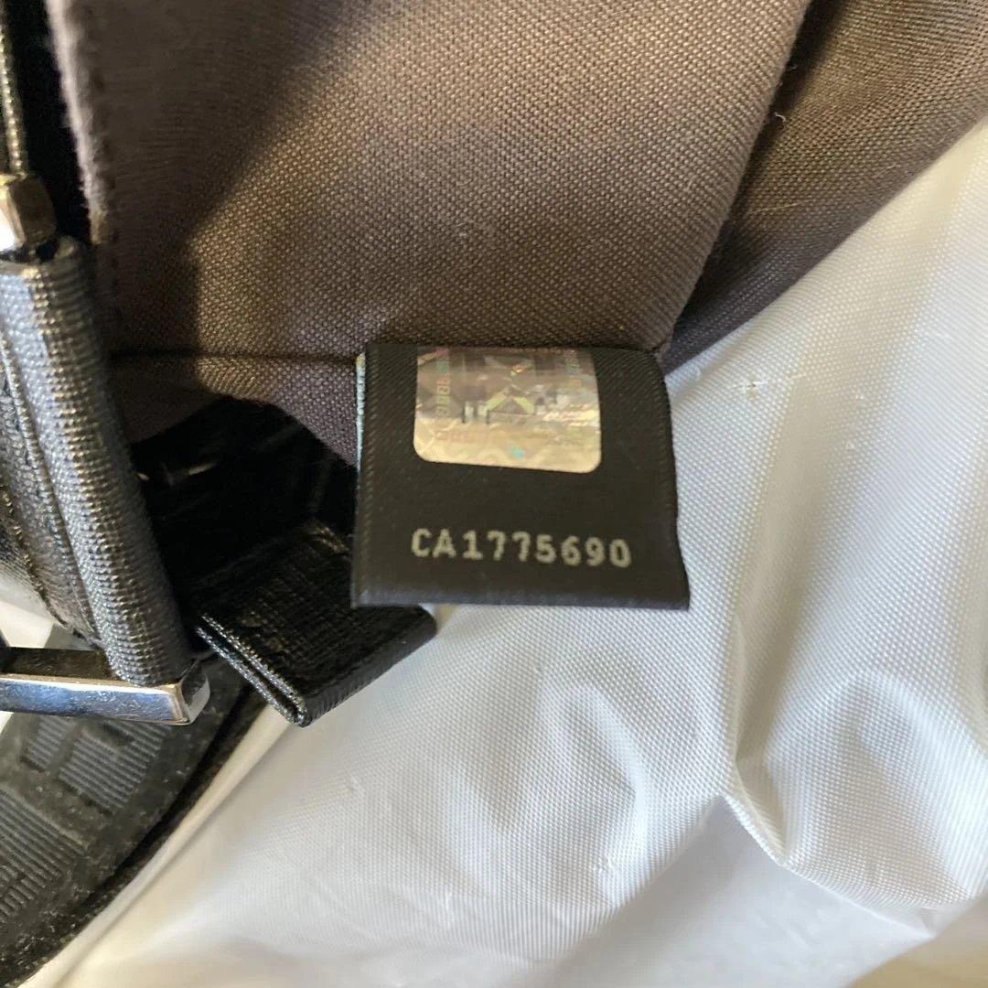 FENDI フェンディ ショルダーバッグ ズッカ柄 サコッシュ ロゴ総柄