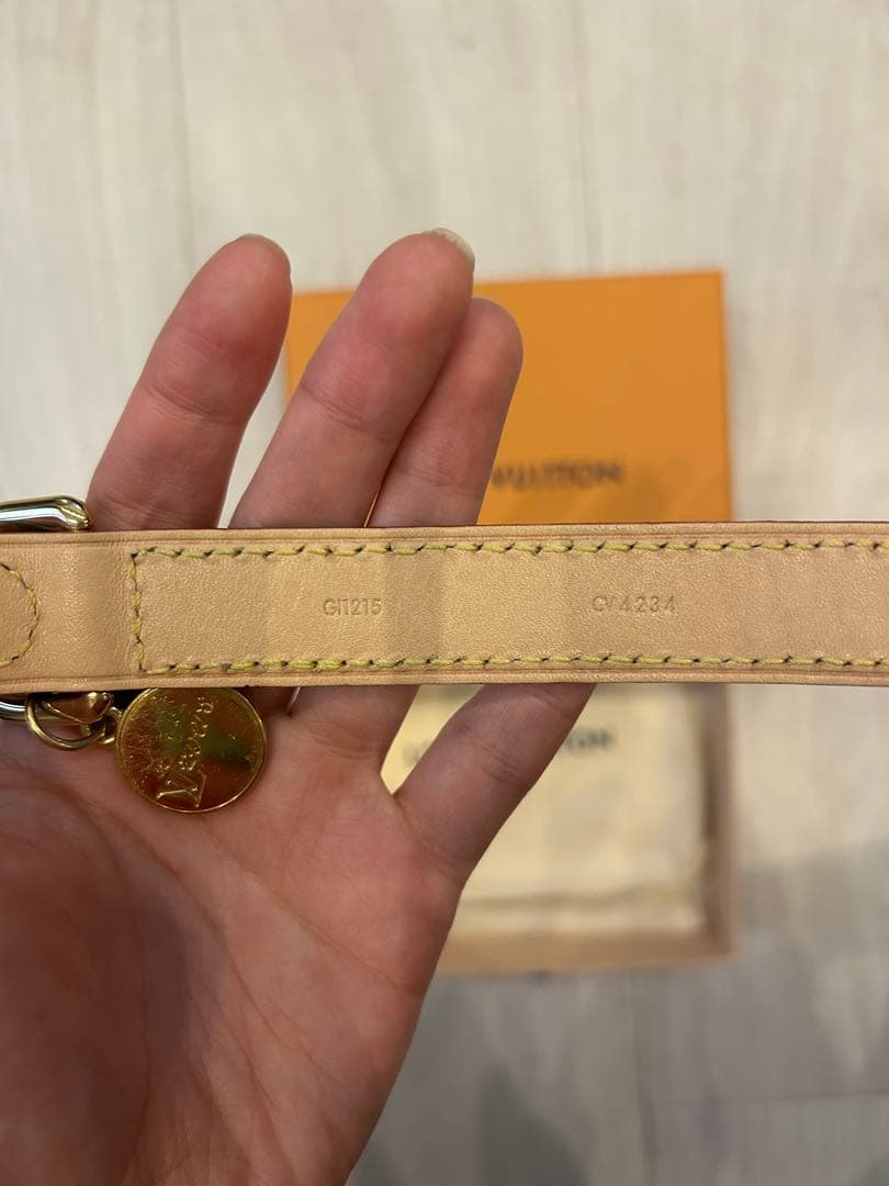 Louis Vuitton レザー首輪 ドックカラーMM