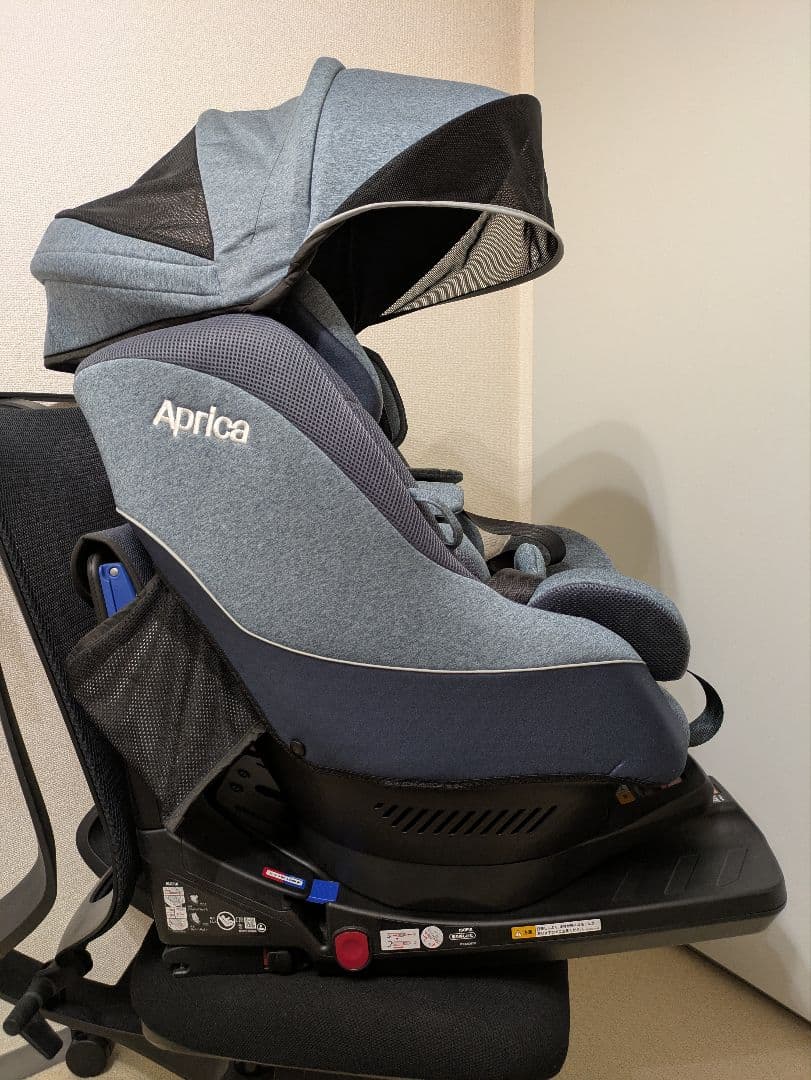 【極美品】Aprica アップリカ クルリラ AD ライトネイビー NV