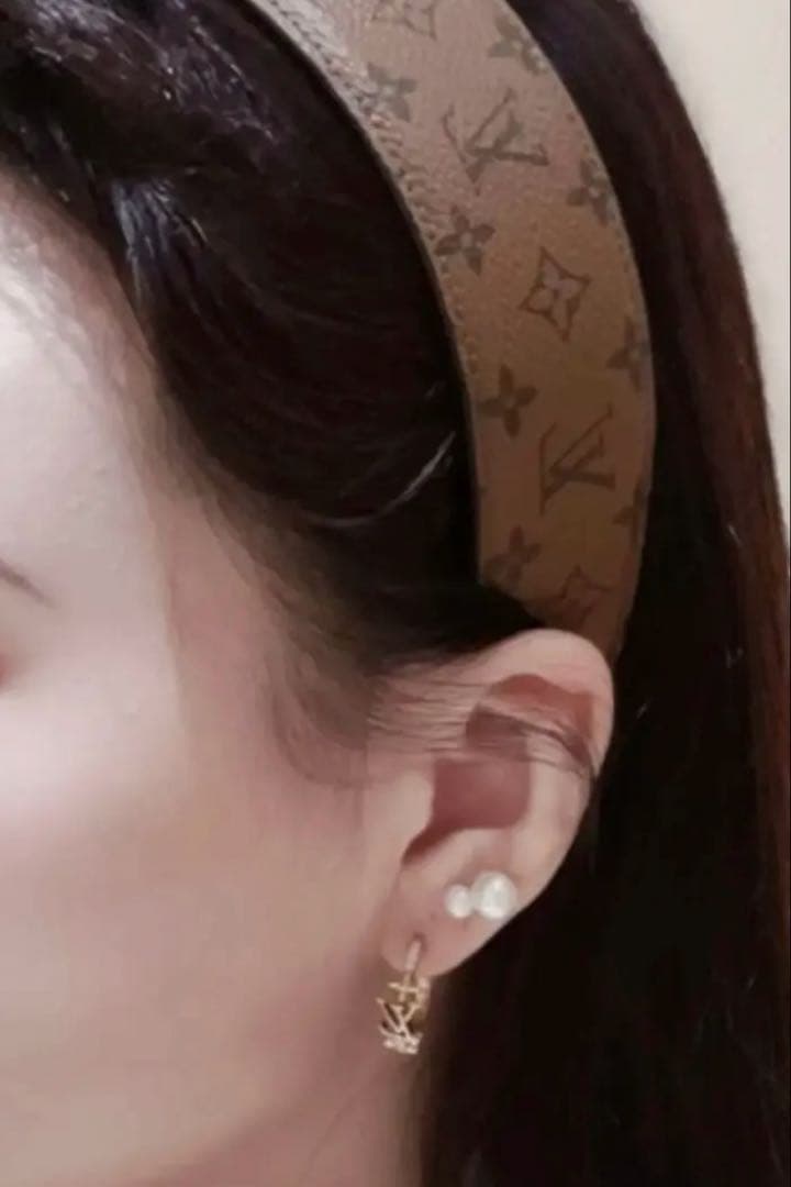 LOUIS VUITTON モノグラム ヘアバンド カチューシャ ルイヴィトン