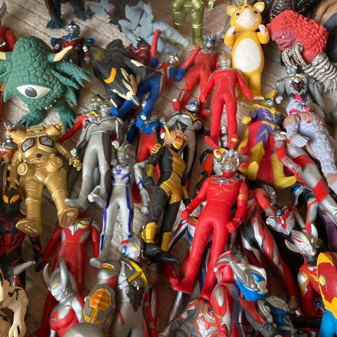 ウルトラマンシリーズ 怪獣フィギュア多数