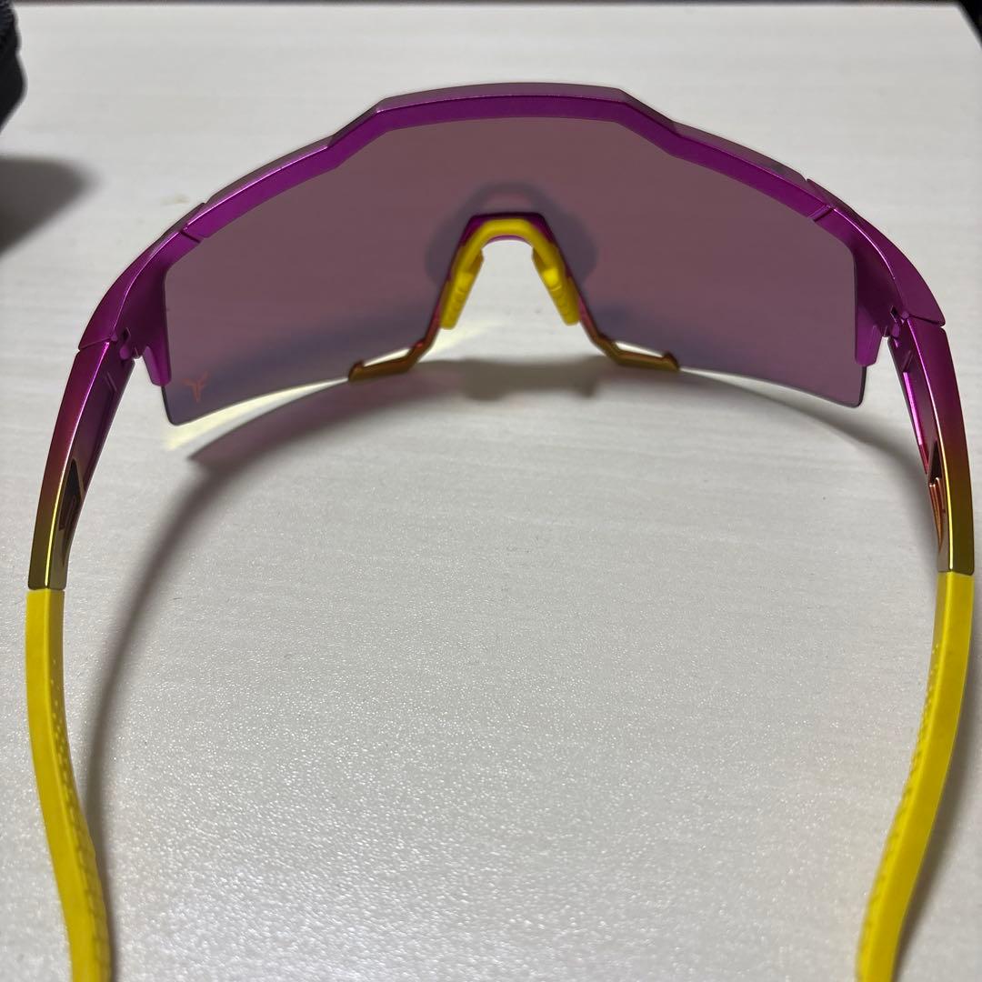 100% 限定タティスjr サングラス　ワンハンドレッド