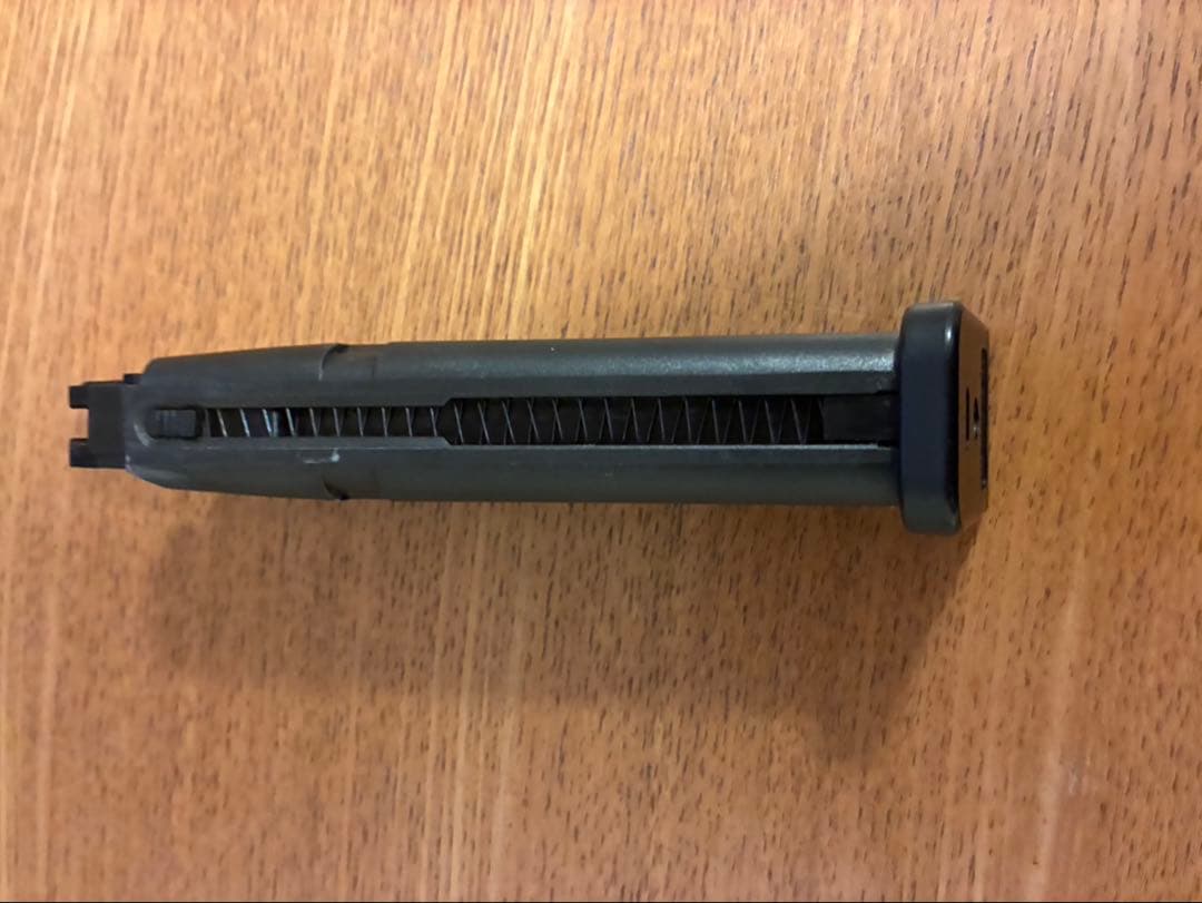 あむ　GLOCK 17 Gen4 ガスガン