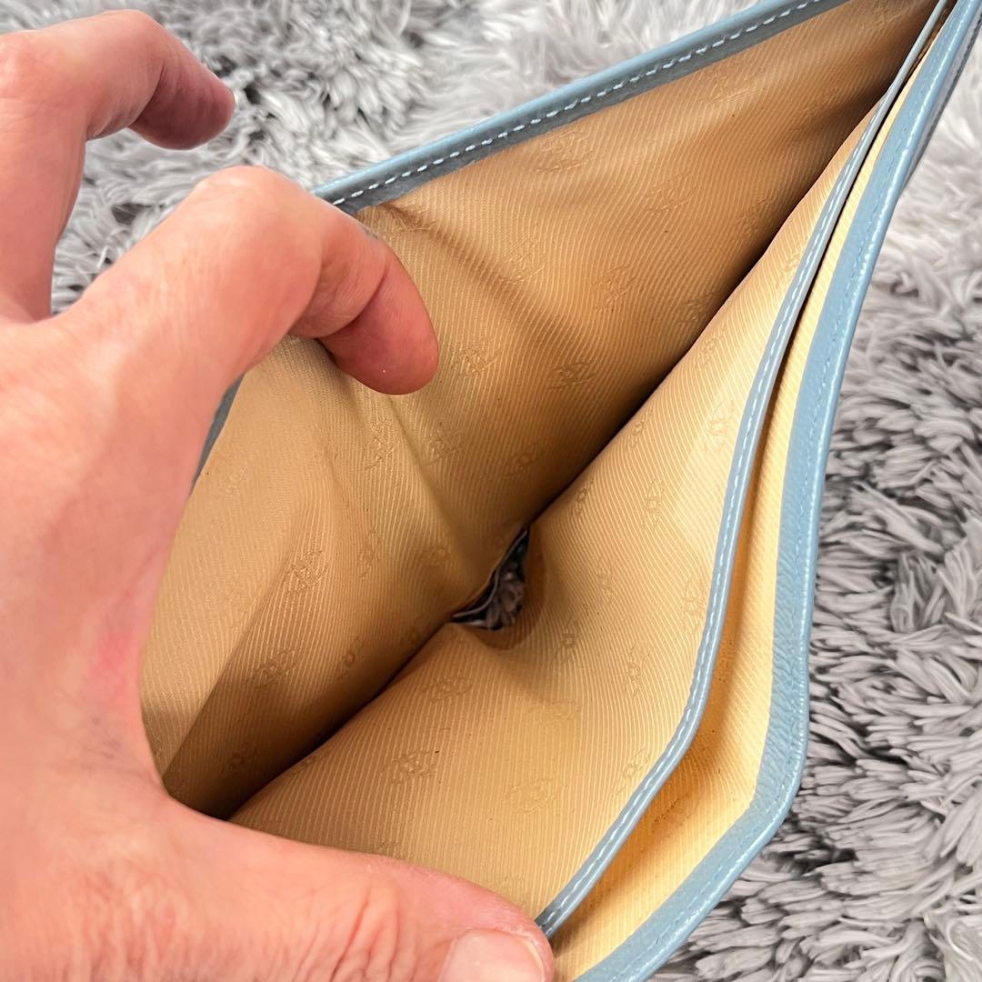 CHANEL 折り財布　ココマーク　ココボタン　水色　レディース