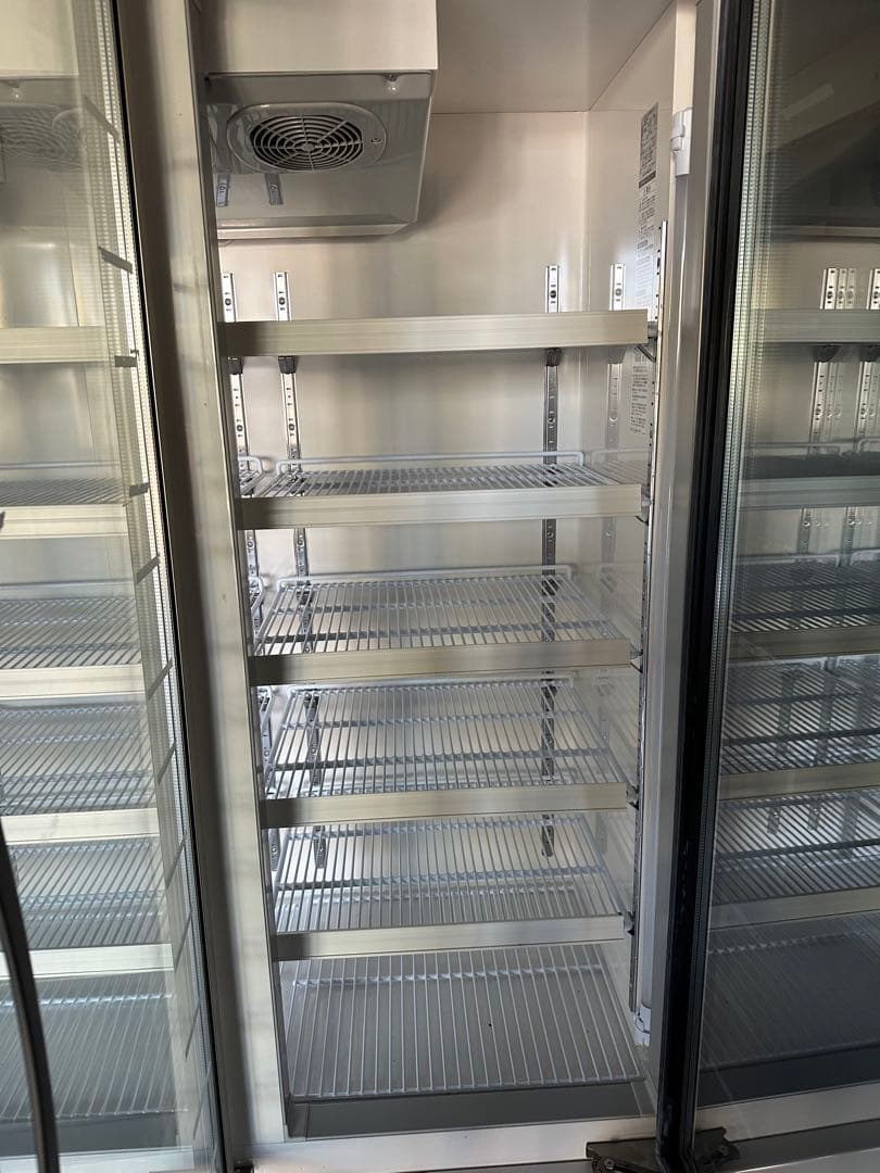 定価120万円　 リーチイン冷凍ショーケース　ホシザキ