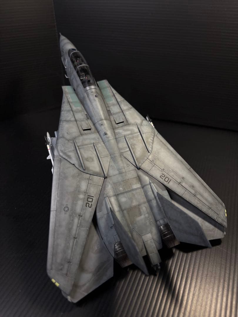 F14A トムキャット　ロービジ仕様　1/72 プラモデル完成作品