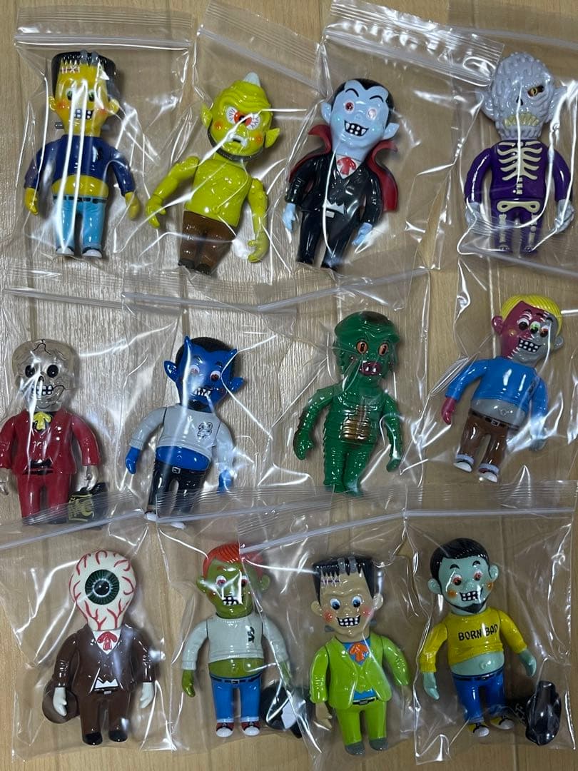 HEADLOCKSTUDIO MONSTERWORLD2 ヘッドロックスタジオ