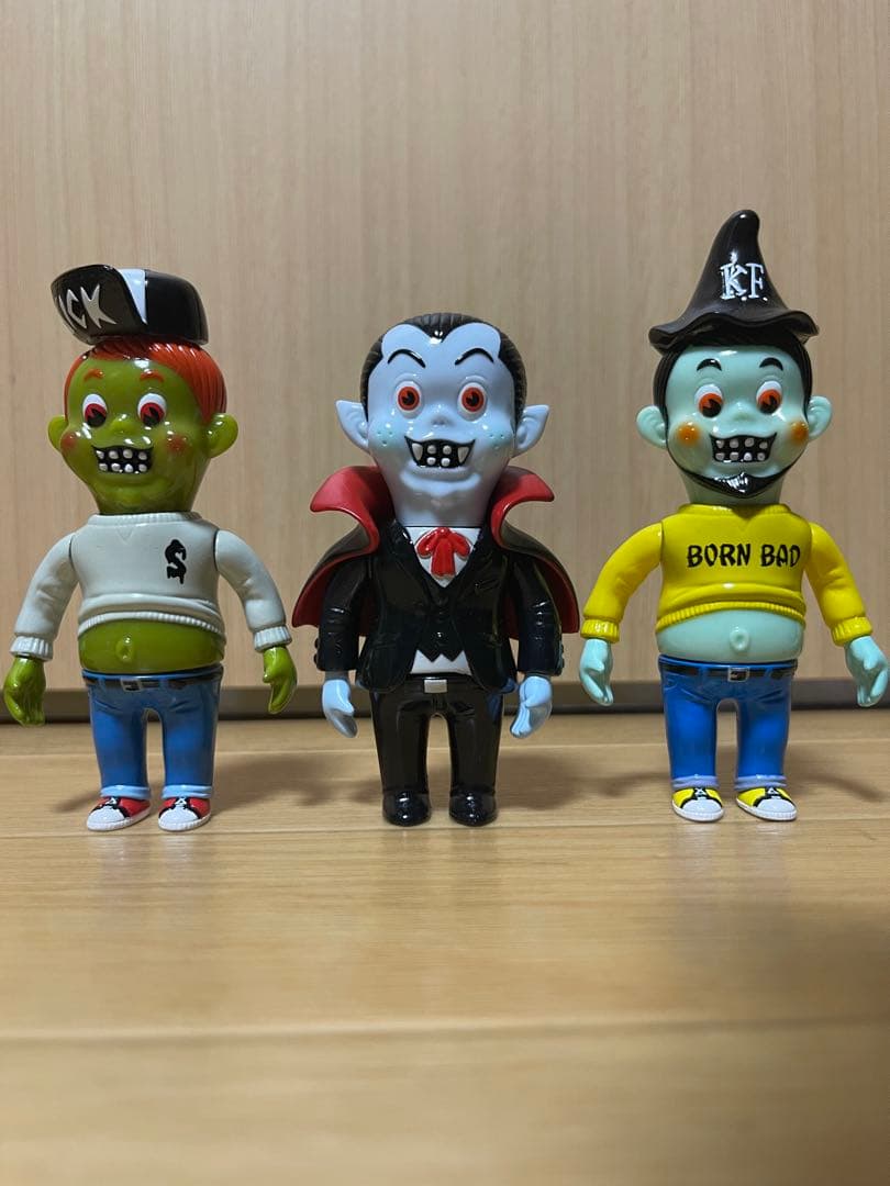 HEADLOCKSTUDIO MONSTERWORLD2 ヘッドロックスタジオ