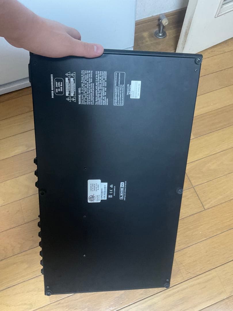 【動作確認済】Line 6 Helix LT（専用ケース付）