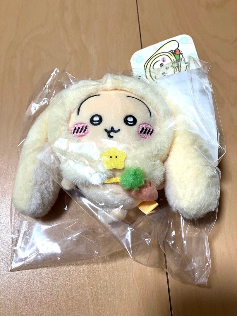 台湾ちいかわ・ハチワレ ロップイヤーなぬいぐるみ3点、紙袋・シール付き