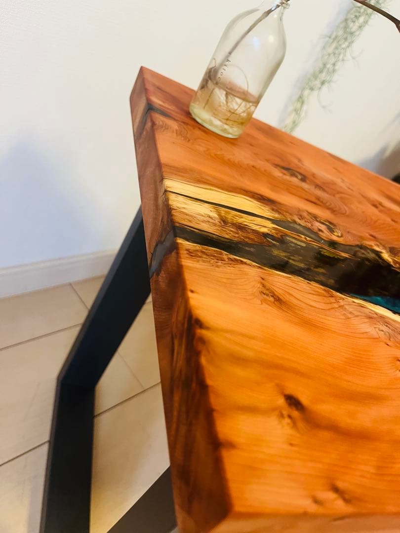 ローテーブル レジンテーブル　リバーテーブル　一位の木　アイアンテーブル