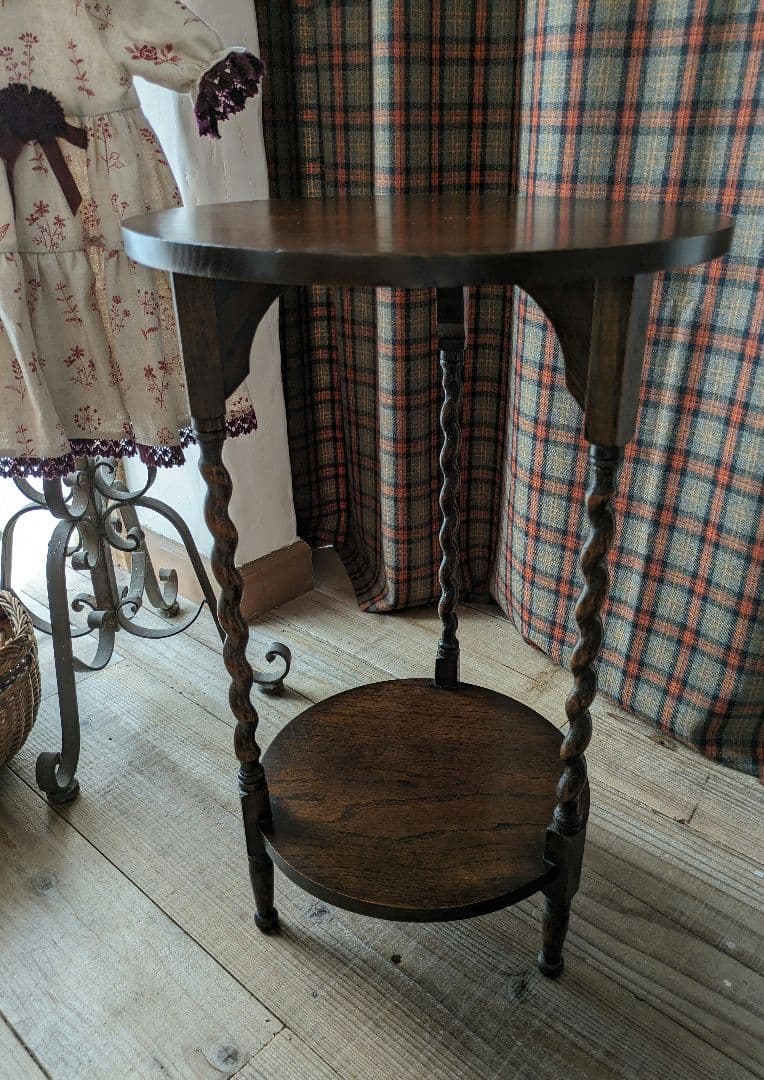 希少　アンティーク　3本脚　サイドテーブル　オケージョナル