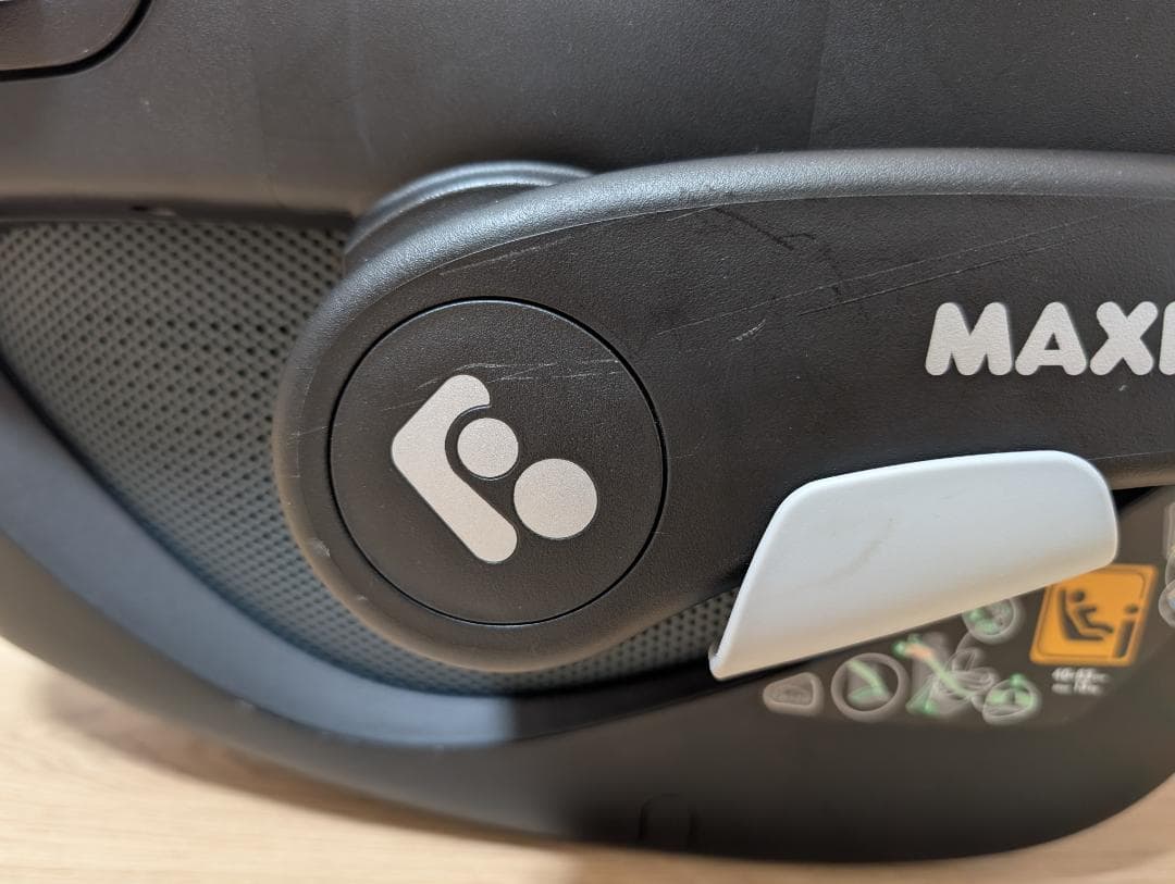 t*︎様 マキシコシ ペブル360 エッセンシャル ブラック チャイルドシート