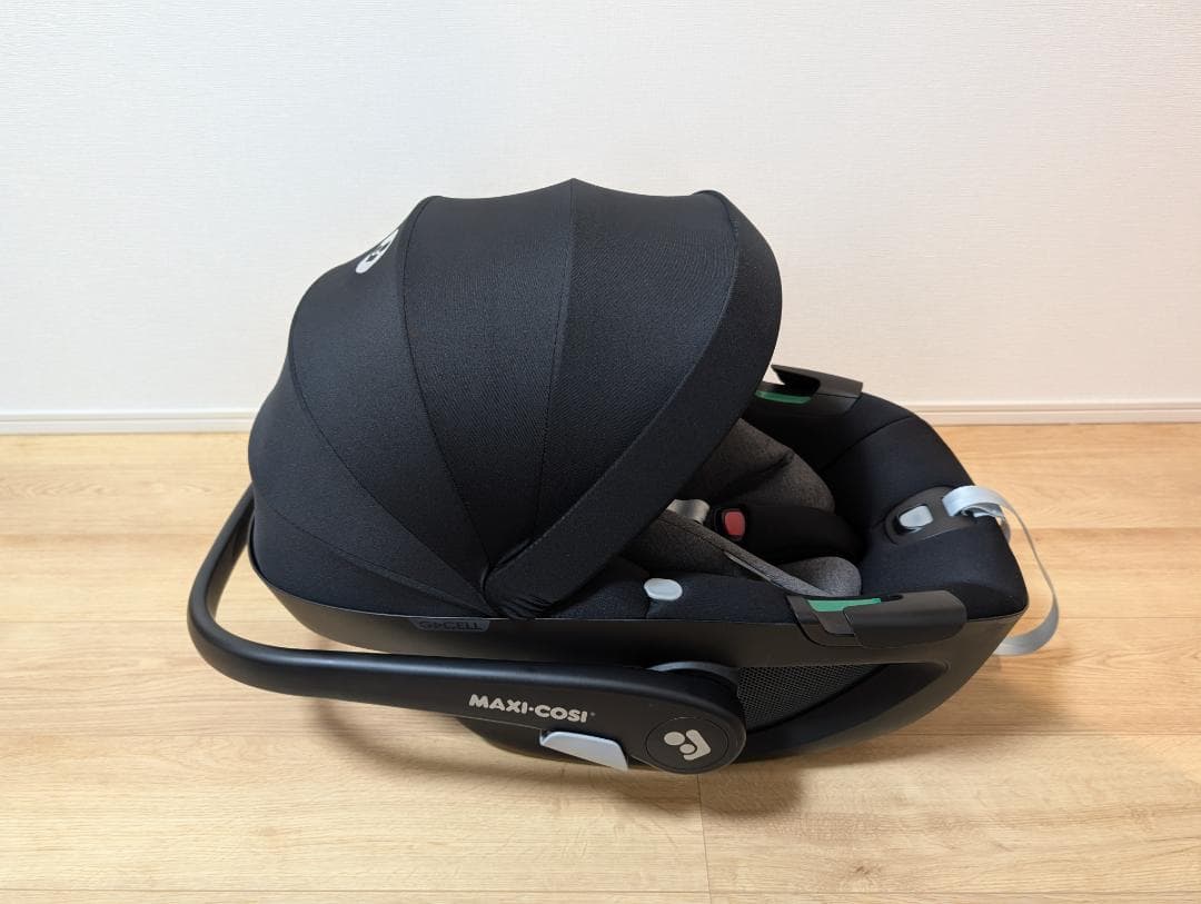 t*︎様 マキシコシ ペブル360 エッセンシャル ブラック チャイルドシート