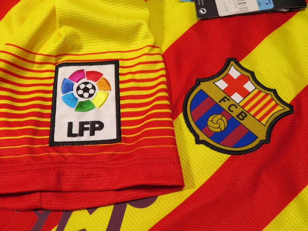 ✅️新品 デット NIKE ナイキ バルセロナ メッシ M ユニフォーム 10