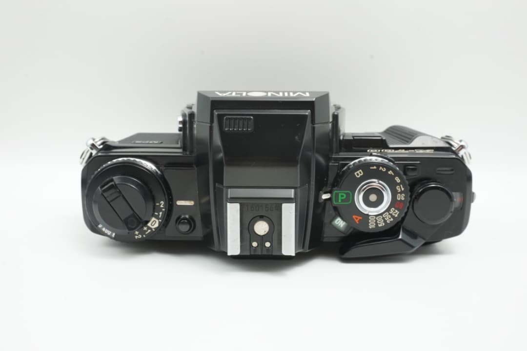 Minolta X-700 + MD 50mm + ズームレンズ + ストラップ