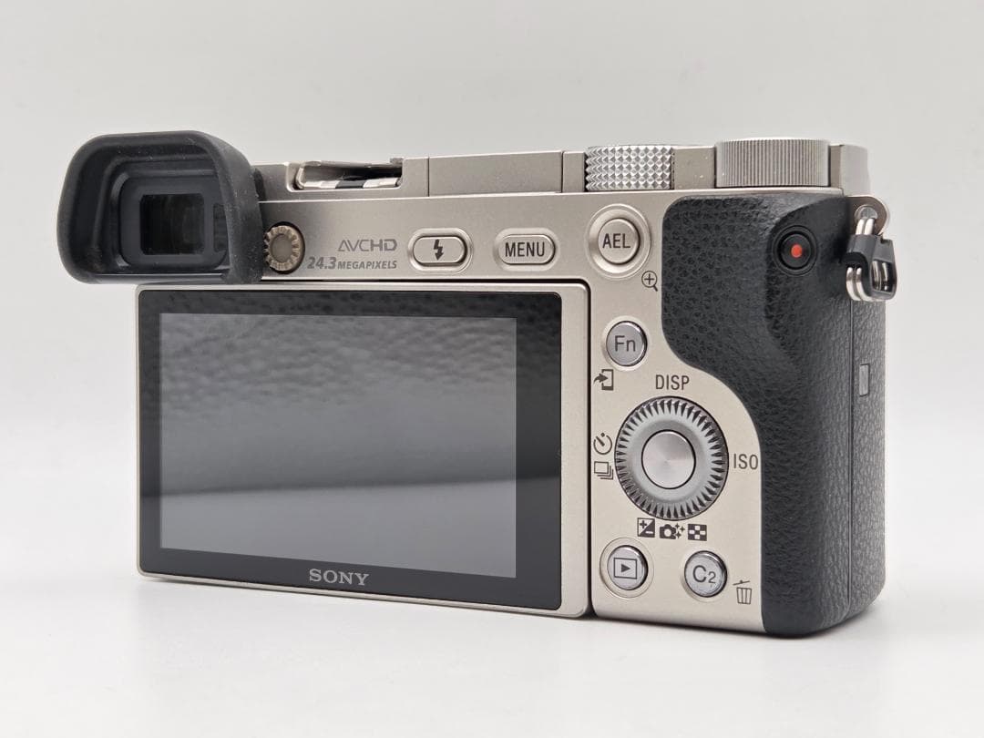 ソニー　SONY α6000 ボディ シルバー ILCE-6000
