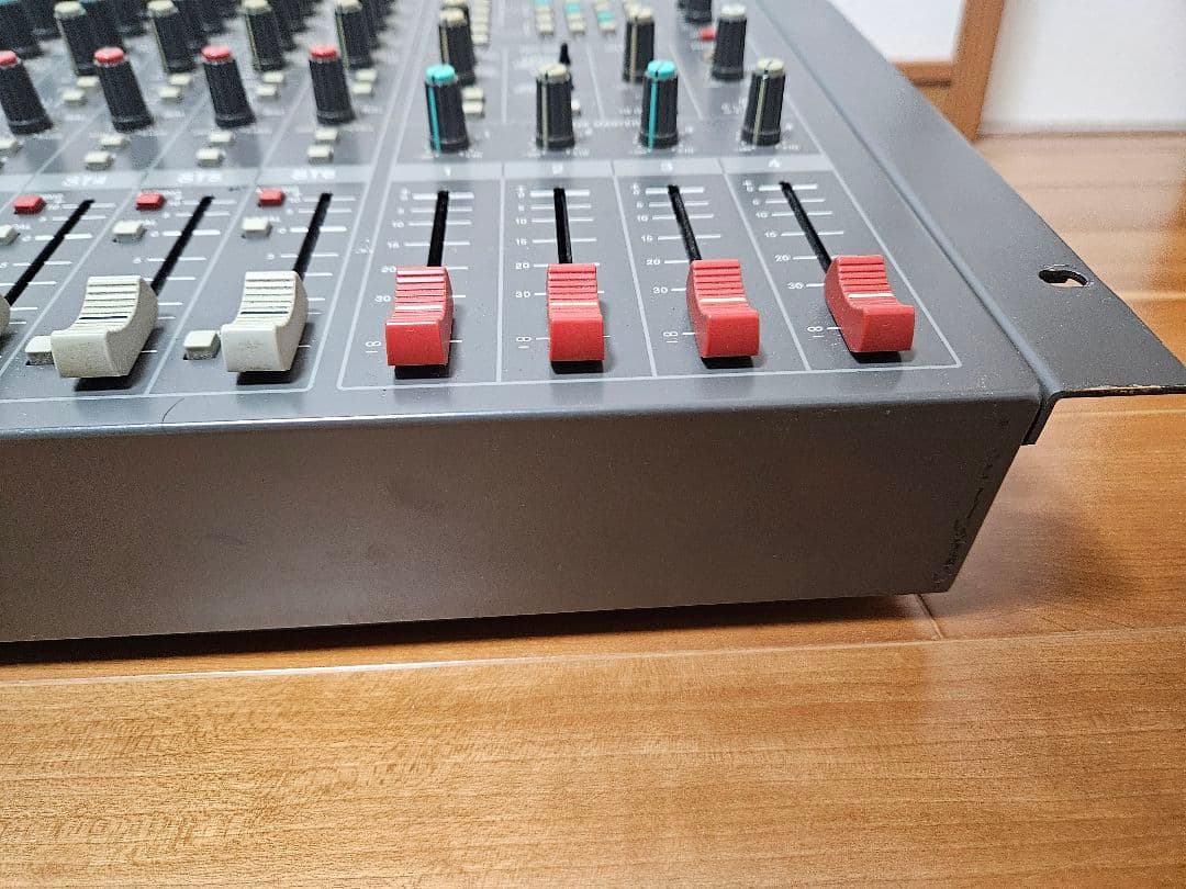 【廃盤】SONY オーディオミキサー SRP-V200