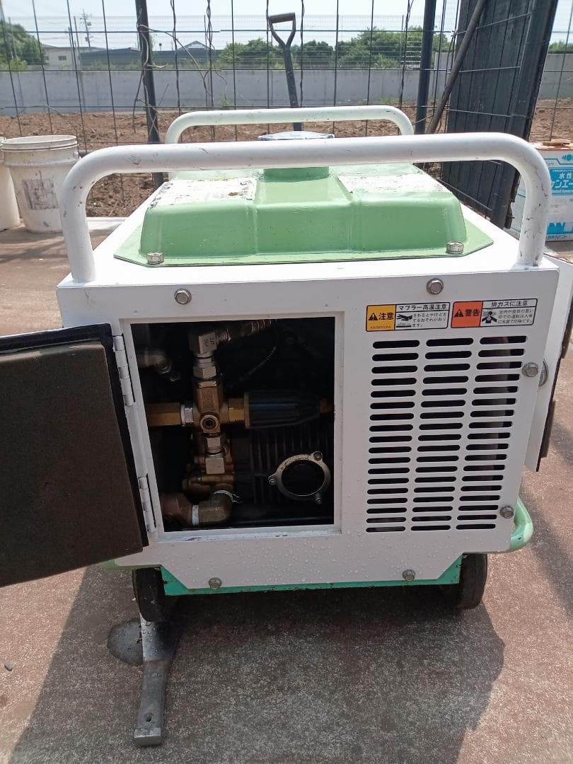 JC-1513GP高圧洗浄機 ホースリール付きフルセットです。