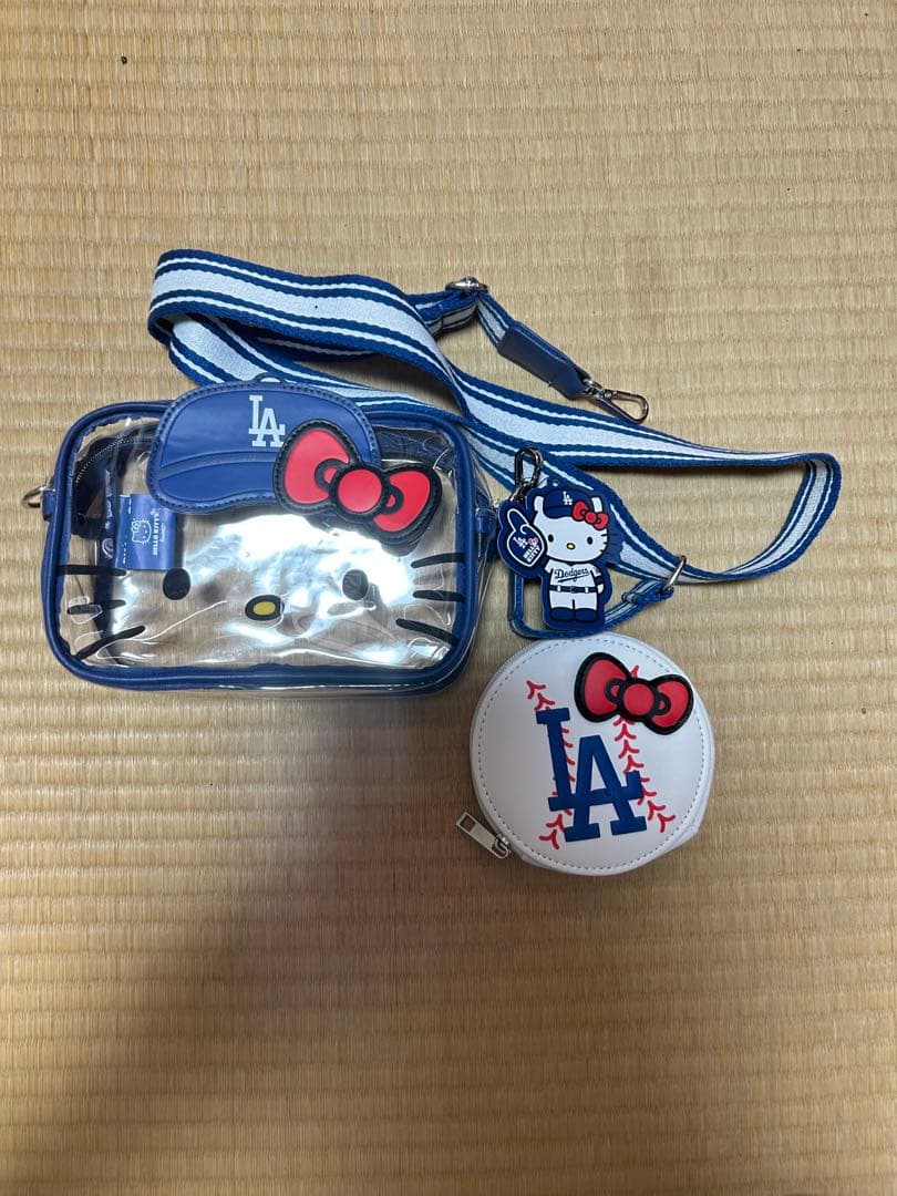 ハローキティ クリアバッグ 8月5日ドジャースタジアム配布品　新品　未使用