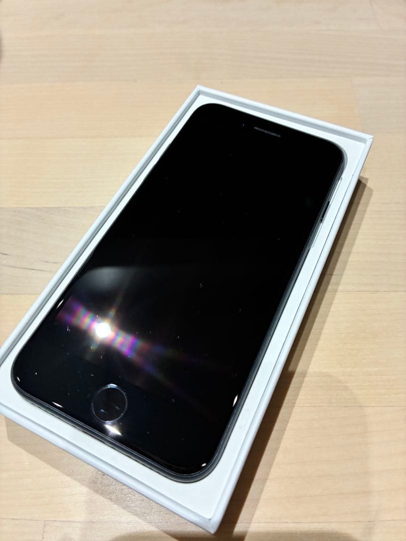 【24時間限定最終値下げ】iPhone SE 第3世代 128GB