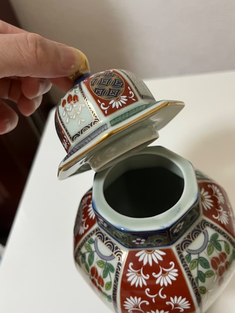 將軍壺　未峰窯 色絵　金彩　古伊万里 飾り物