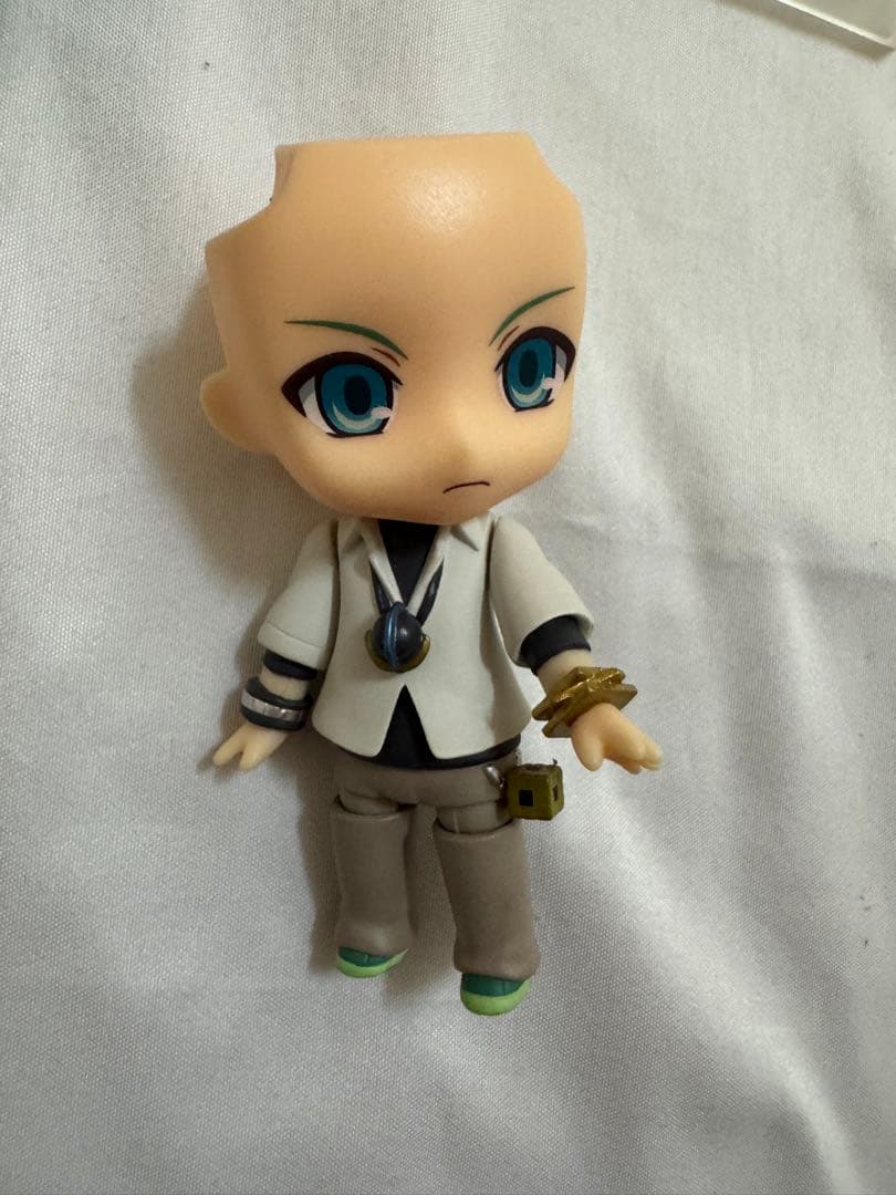 N エヌ　レシラム　ねんどろいど フィギュア　ポケモン　ポケットモンスター