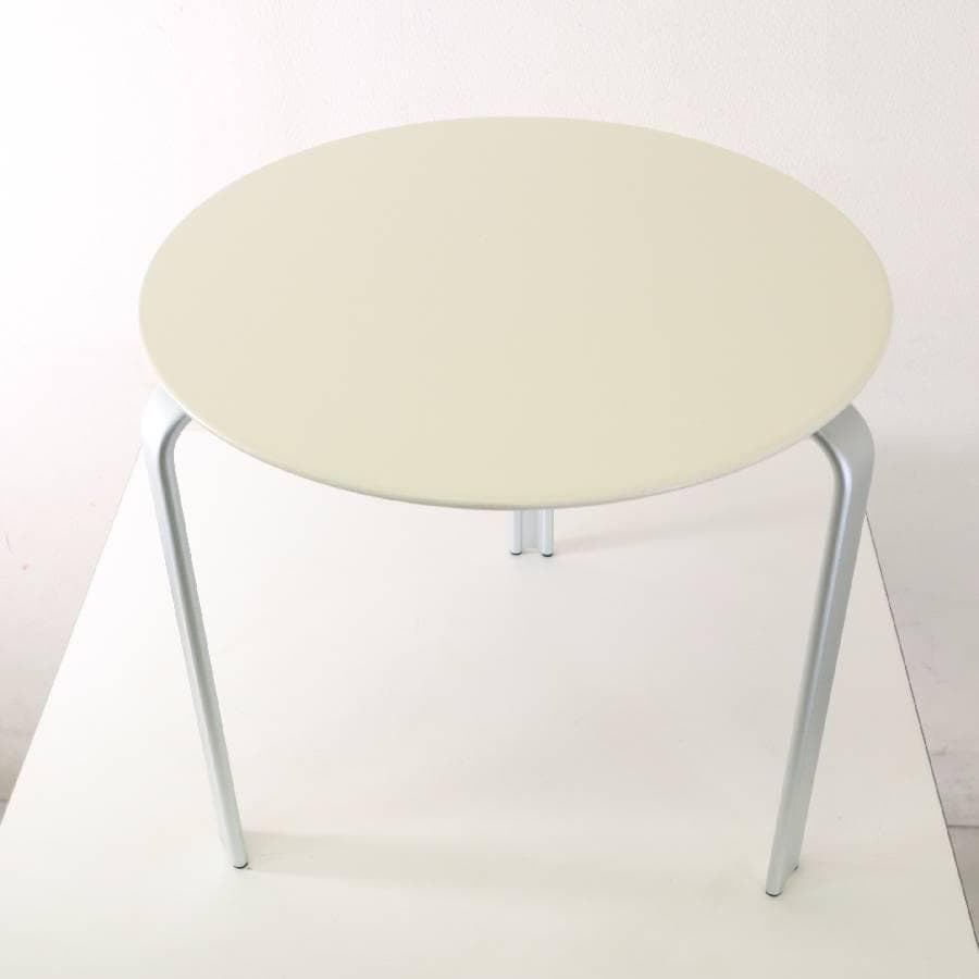 カッシーナ取扱 デパドヴァ Dan サイドテーブル ヨルゲン・モラー