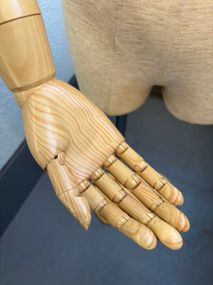 【中古】トルソー　アーム付き　レディース　ネックレス付き