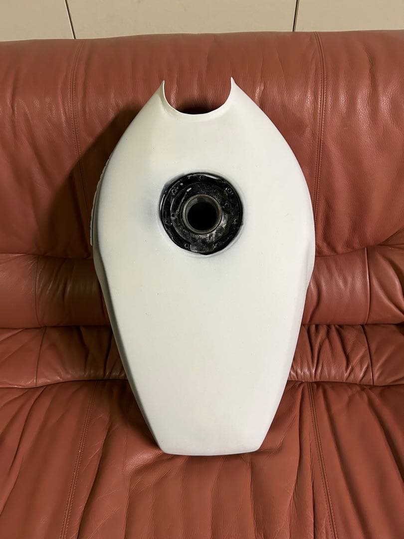 ゼファー400 ゼファーχ 純正タンク