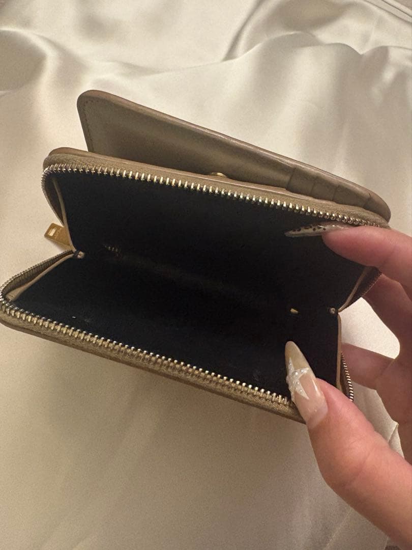 SAINT LAURENT サンローラン 二つ折り財布 ベージュ トープ