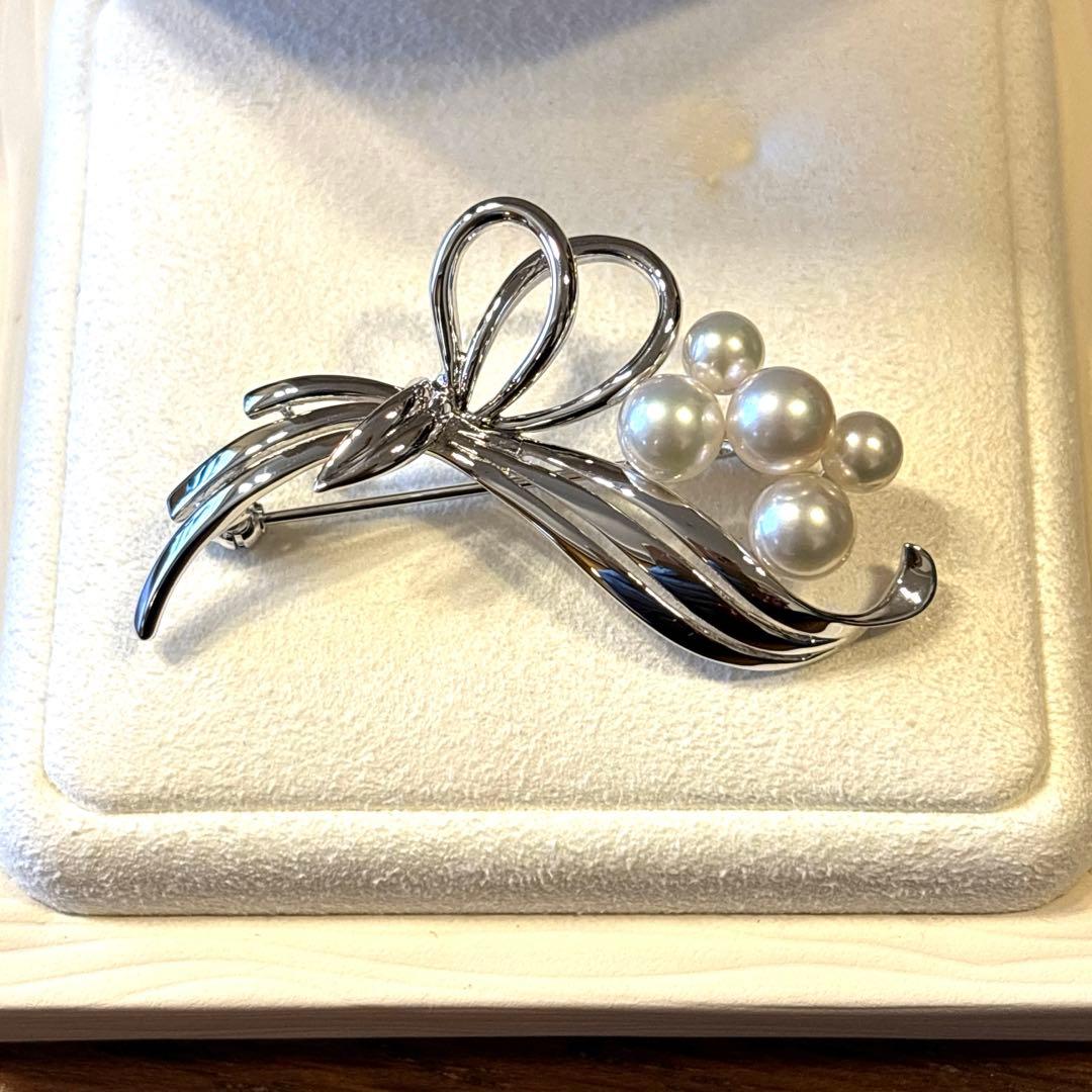 完売品☆ミキモト☆MIKIMOTO☆パール5珠　シルバー　花束ブローチ