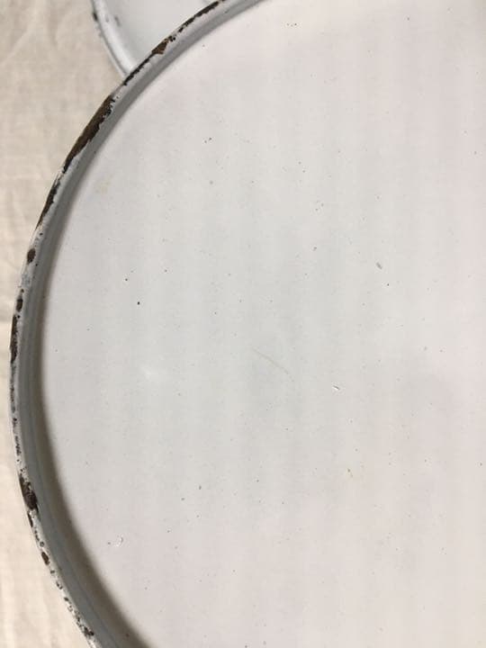 英国アンティーク　フラワー缶　ホウロウ　ブラウンロゴ