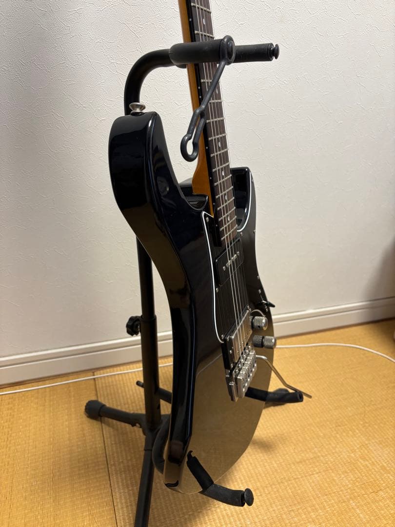 YAMAHA Pacifica611 HFM トランスルーセントブラック