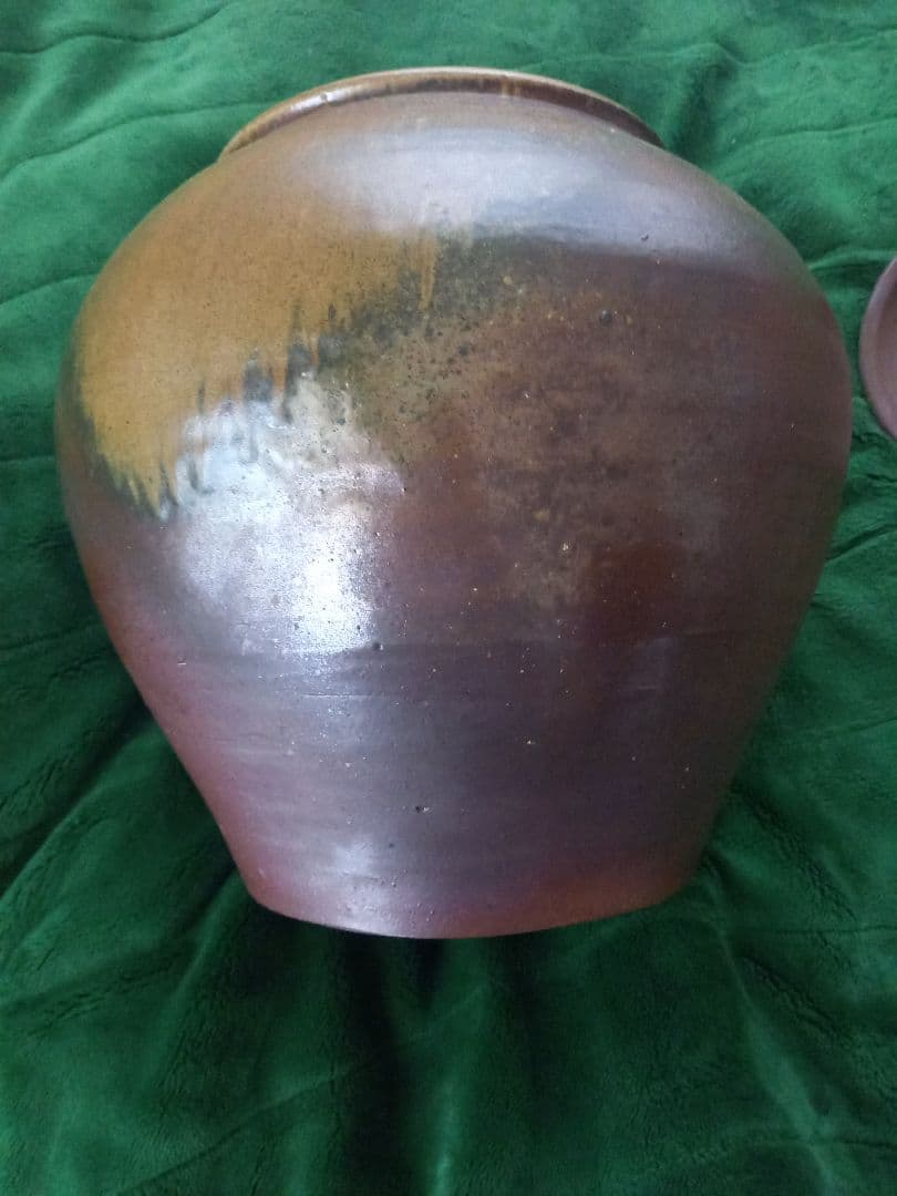 備前焼の壺　作者名有り！綺麗ですよ！