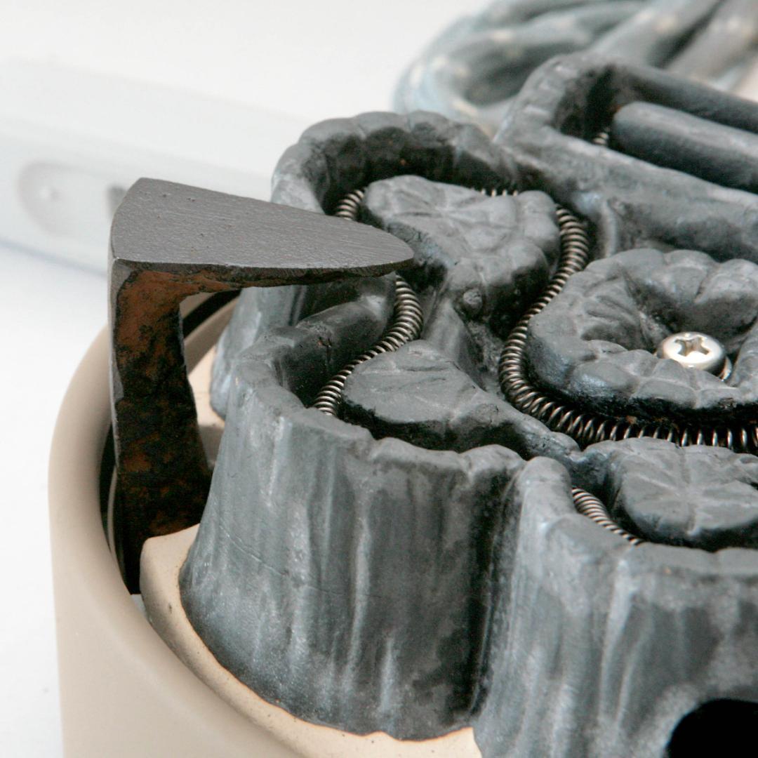 r*d様 1613　炭型電熱器　野々田商店　100V 410W　未使用品