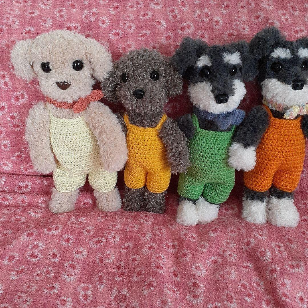 チャルリズです