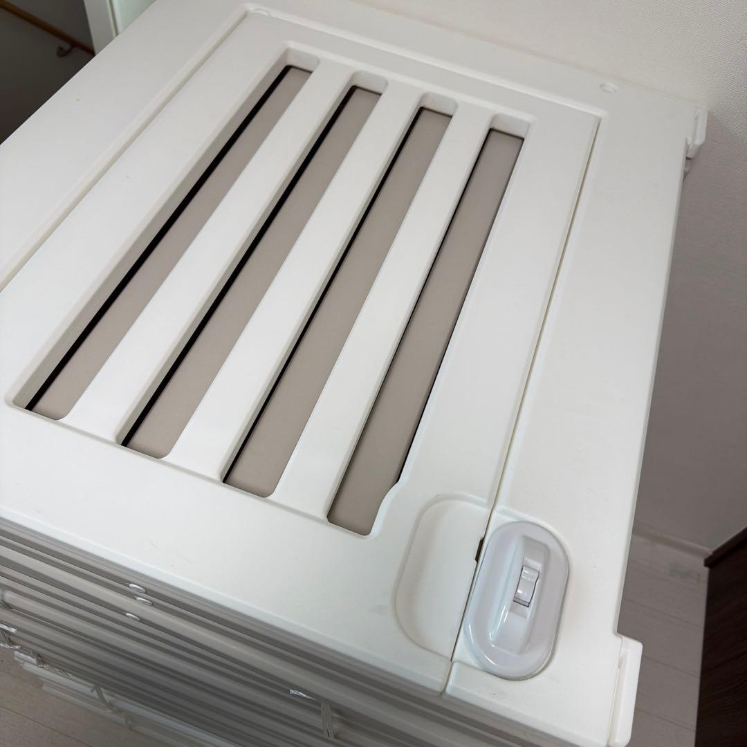 ベビーペットサークル 開閉式ゲート付き　ホワイト　DoriDori