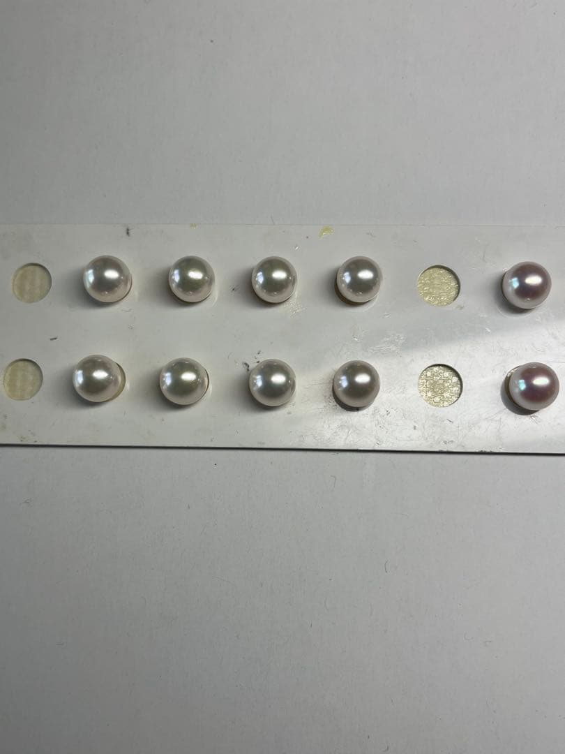 Mi　8mm~8.5mm　花珠　片穴ルース