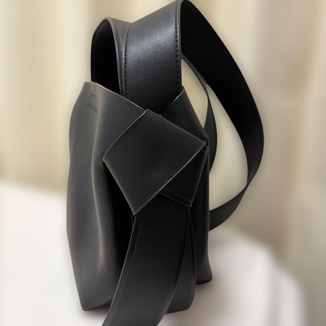 Acne Studios ムスビミニショルダーバッグ