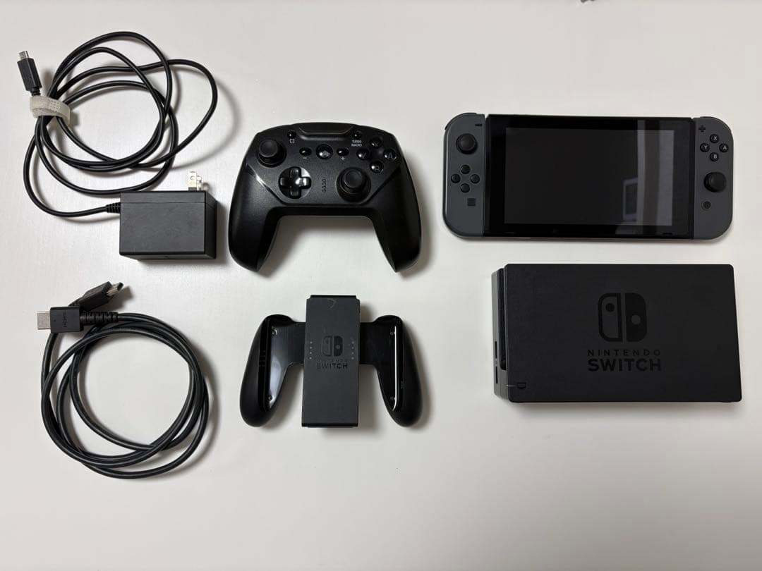 ゆ*き様 Nintendo Switch 本体 + コントローラー + 充電器