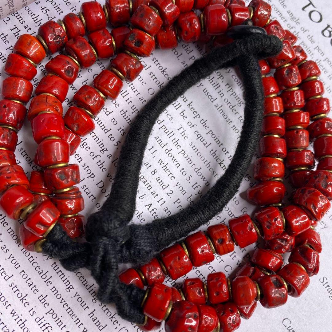 逸品 ネパール 老料ヒマラヤンコーラル ビーズ 赤サンゴ調三連 遵型 ネックレス