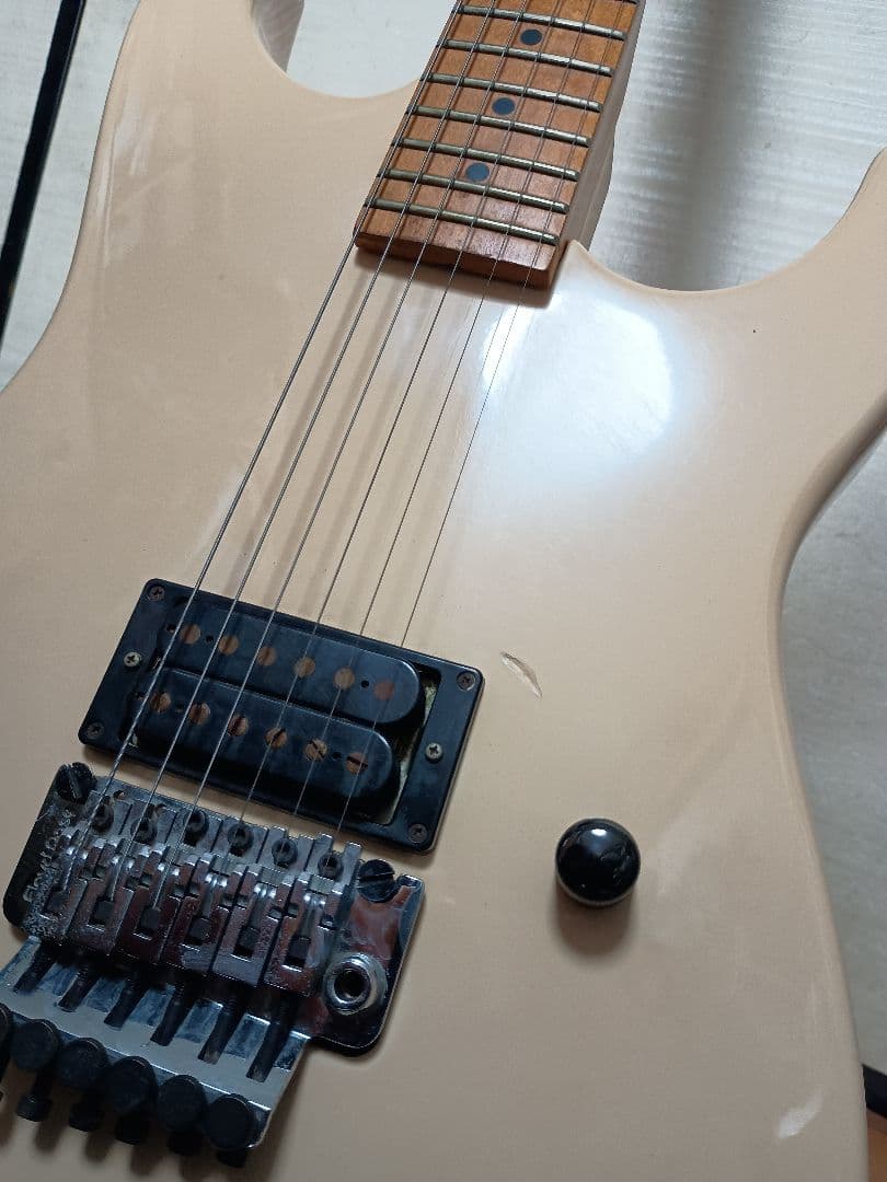 FERNANDESエレキギター STC-70？　フェルナンデス