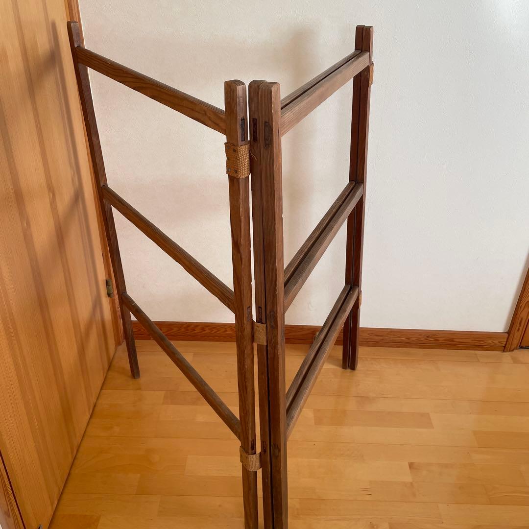 アンティーク木製折りたたみ式リネン掛け