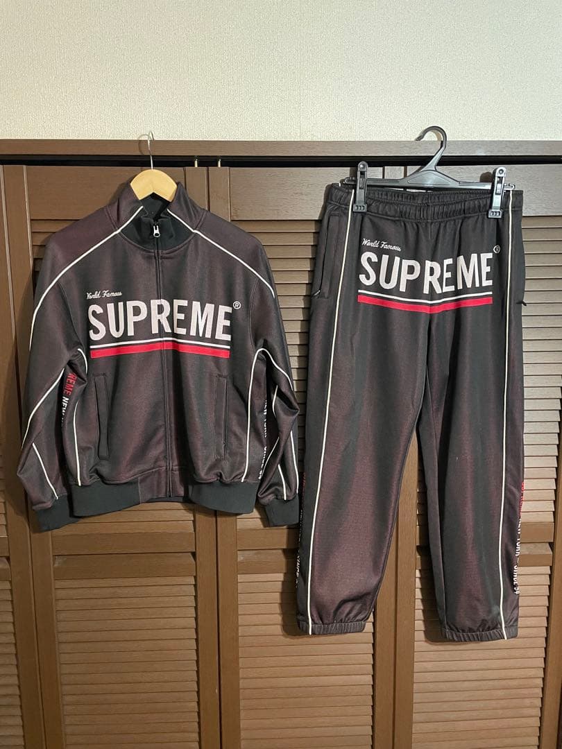 J*I様 キムタク着用同型同色supreme World Famous Jacq