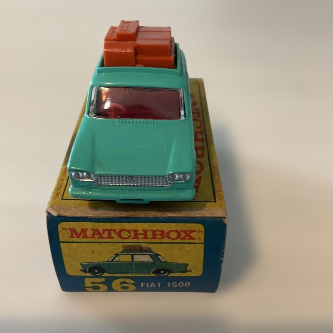 ミニカー　マッチボックス　56 フィアット1500