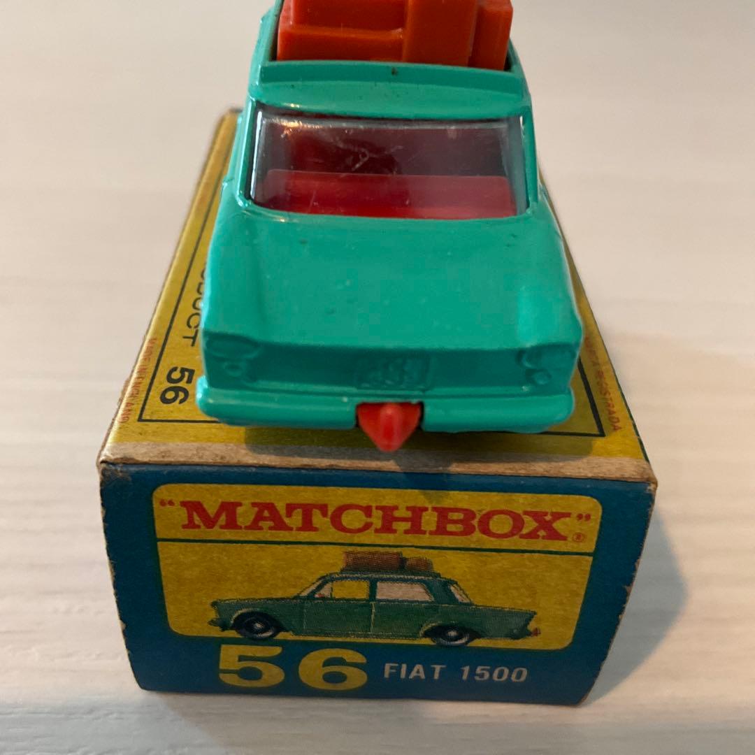 ミニカー　マッチボックス　56 フィアット1500