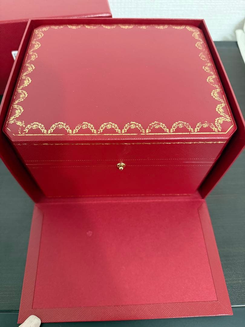Cartier ギフトボックス