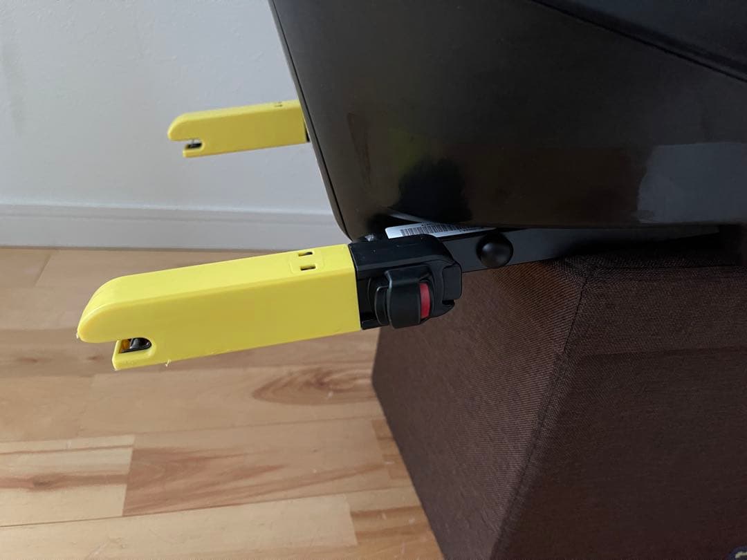 【綺麗】アップリカ クルリラ プロテクト ISOFIX R129 新生児